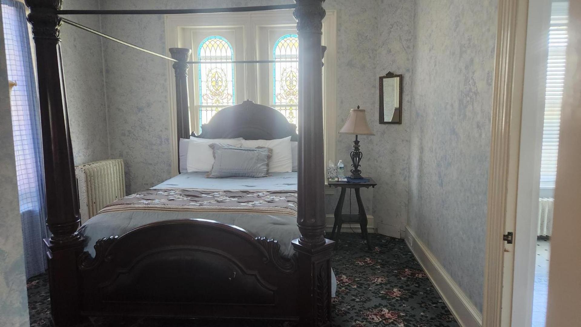 Greystone Manor Bed & Breakfast Bird-in-Hand Exterior photo